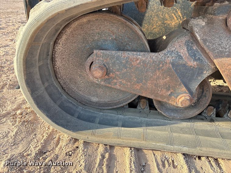 image for item EU4636 2019 Bobcat T870 tracked skid steer loader