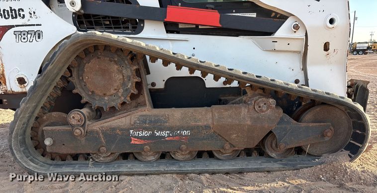 image for item EU4636 2019 Bobcat T870 tracked skid steer loader