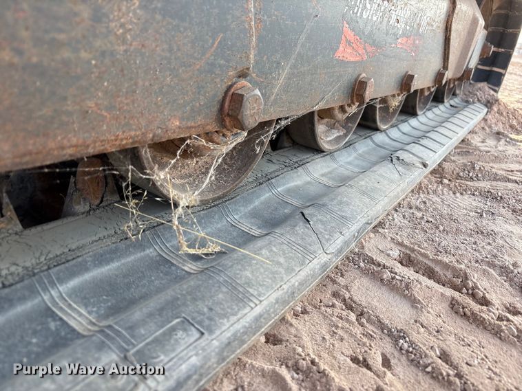 image for item EU4636 2019 Bobcat T870 tracked skid steer loader