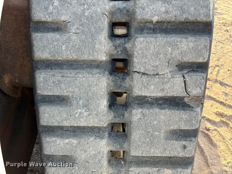 image for item EU4636 2019 Bobcat T870 tracked skid steer loader