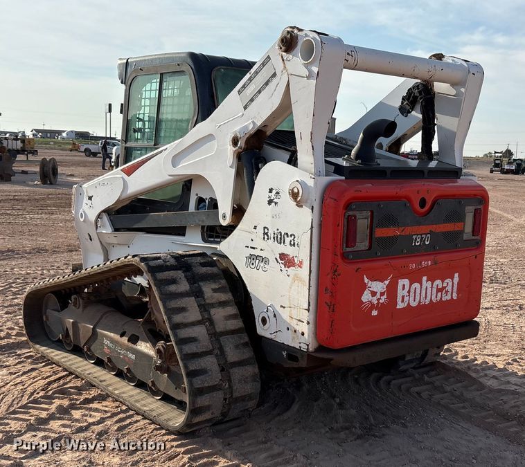 image for item EU4637 2019 Bobcat T870 tracked skid steer loader