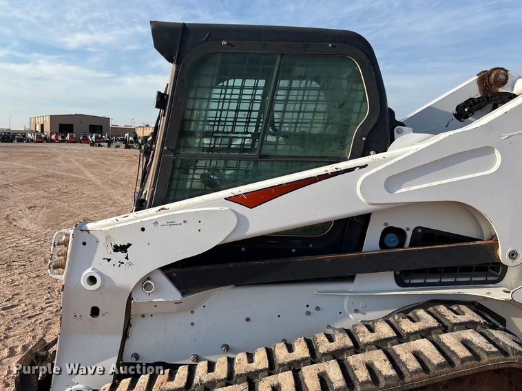 image for item EU4637 2019 Bobcat T870 tracked skid steer loader