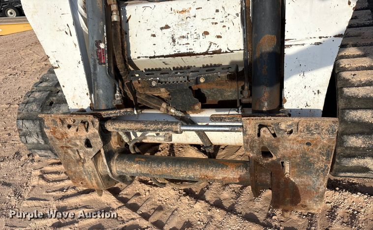 image for item EU4637 2019 Bobcat T870 tracked skid steer loader