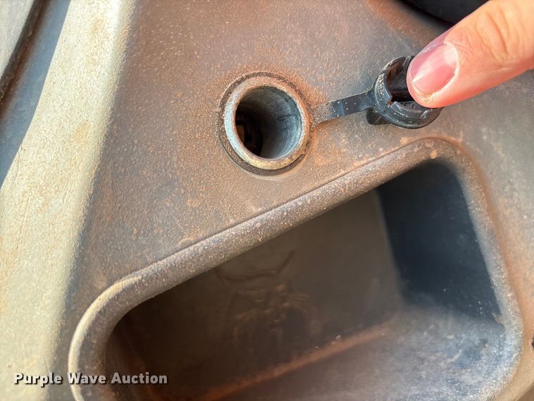 image for item EU4637 2019 Bobcat T870 tracked skid steer loader