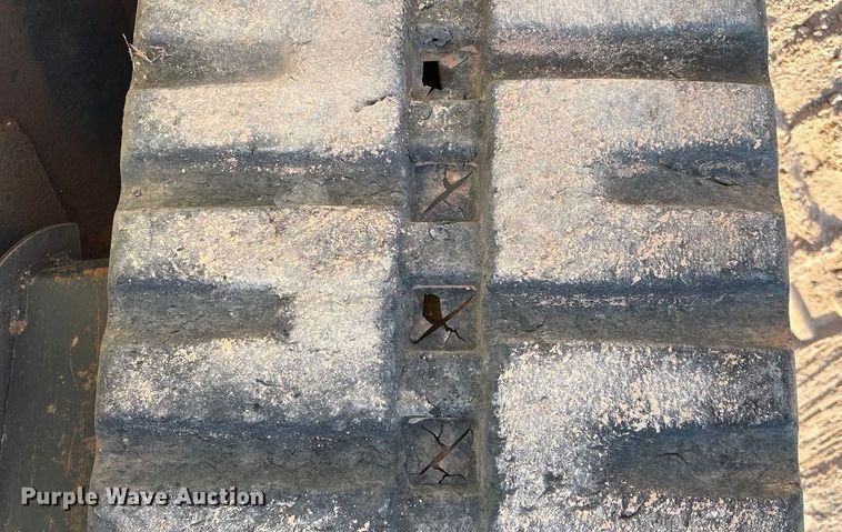 image for item EU4637 2019 Bobcat T870 tracked skid steer loader