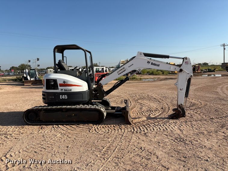 EXCAVADORA 2018 BOBCAT E45