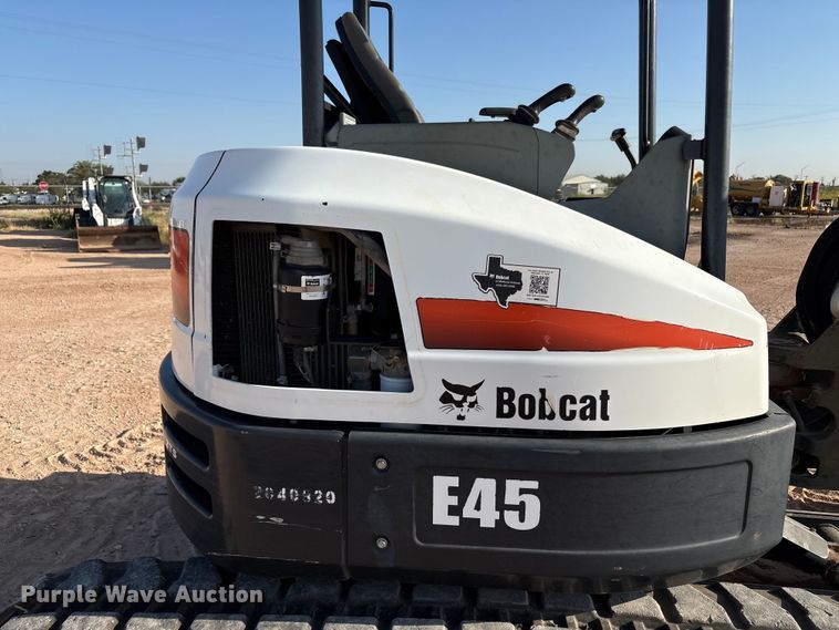 image for item EU4638 2018 Bobcat E45 mini excavator