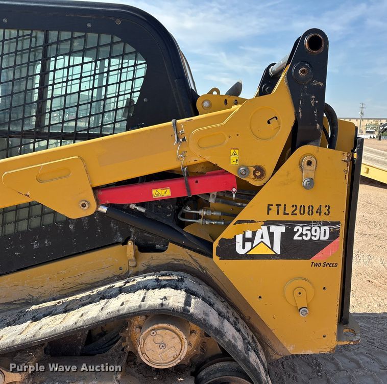 image for item EU4639 2019 Caterpillar 259D tracked skid steer loader
