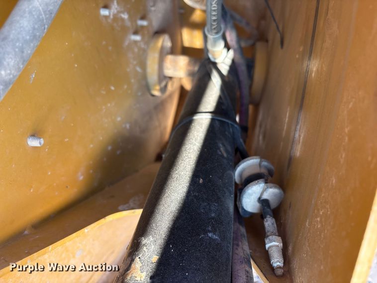 image for item EU4639 2019 Caterpillar 259D tracked skid steer loader