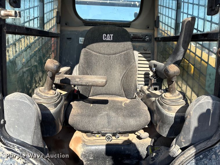 image for item EU4639 2019 Caterpillar 259D tracked skid steer loader