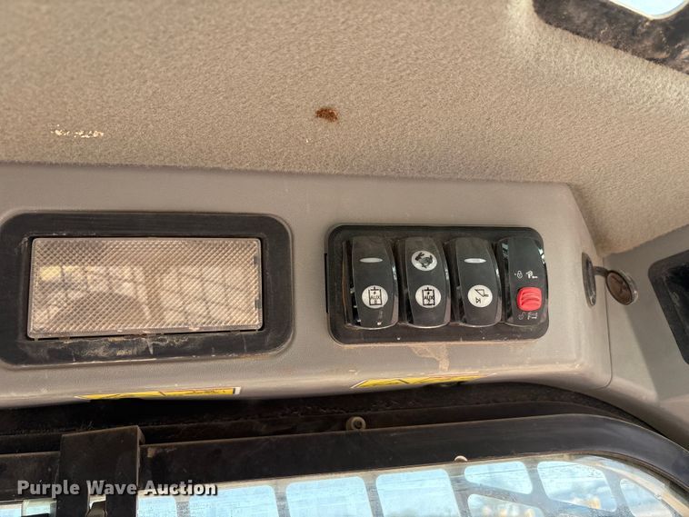 image for item EU4639 2019 Caterpillar 259D tracked skid steer loader