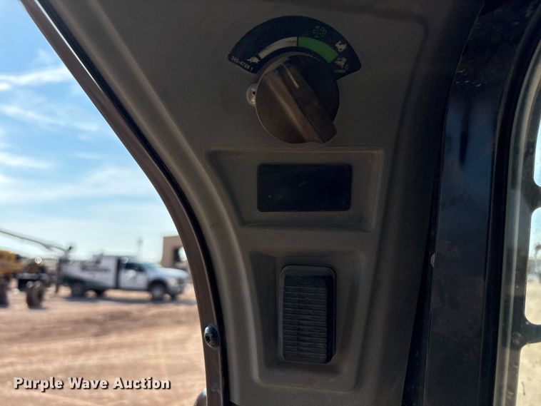 image for item EU4639 2019 Caterpillar 259D tracked skid steer loader