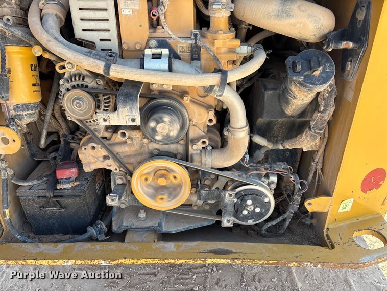 image for item EU4639 2019 Caterpillar 259D tracked skid steer loader