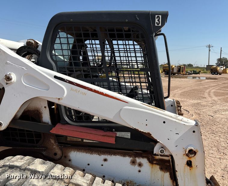 image for item EU4640 2015 Bobcat T650 tracked skid steer loader