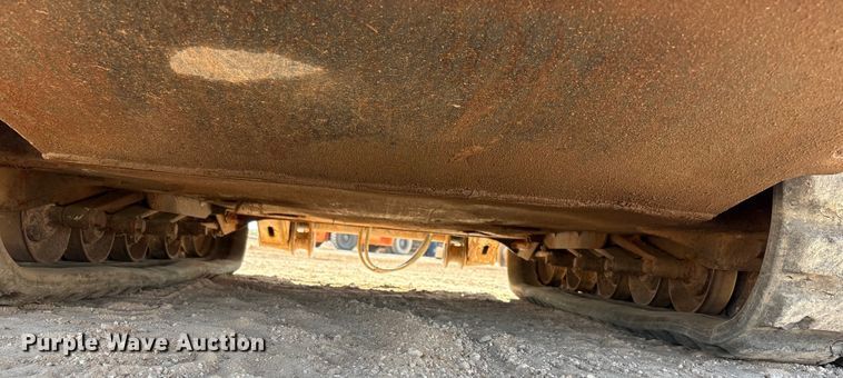 image for item EU4640 2015 Bobcat T650 tracked skid steer loader