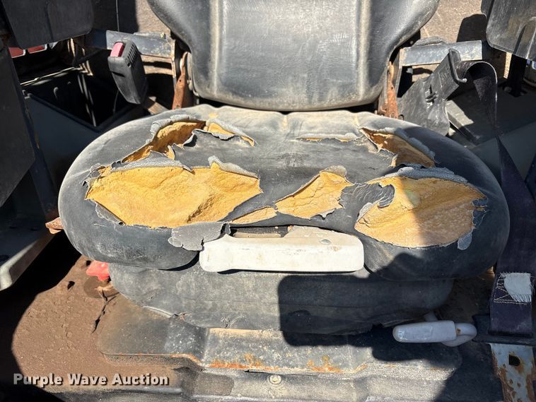 image for item EU4640 2015 Bobcat T650 tracked skid steer loader