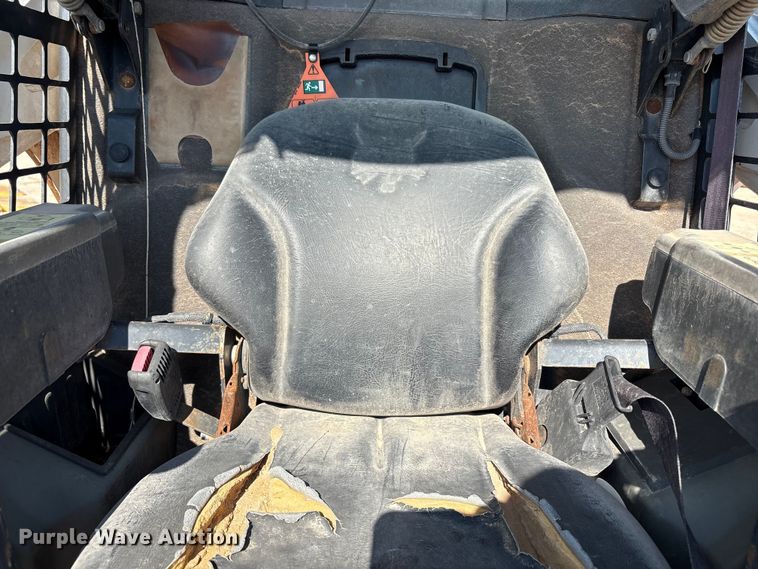 image for item EU4640 2015 Bobcat T650 tracked skid steer loader