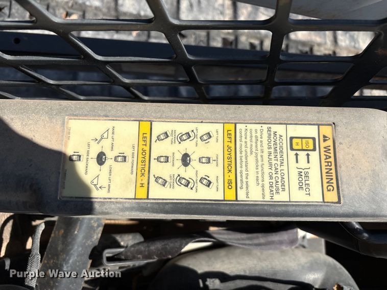 image for item EU4640 2015 Bobcat T650 tracked skid steer loader