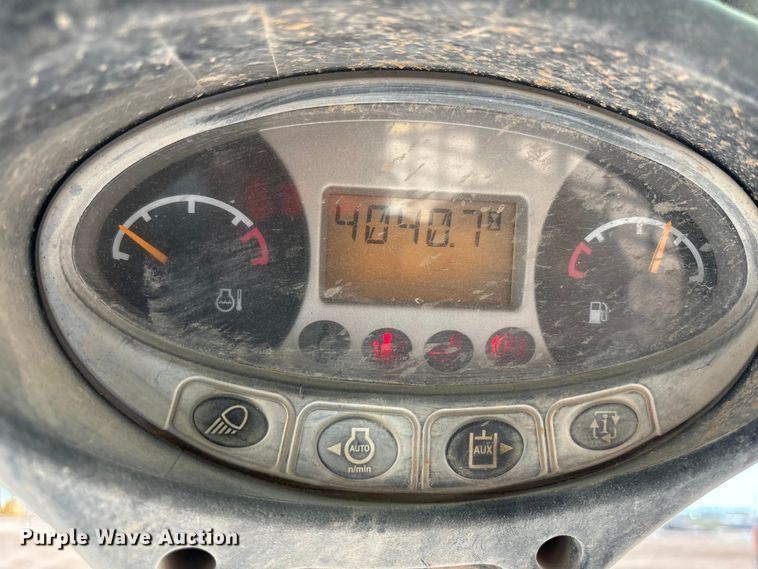 image for item EU4640 2015 Bobcat T650 tracked skid steer loader