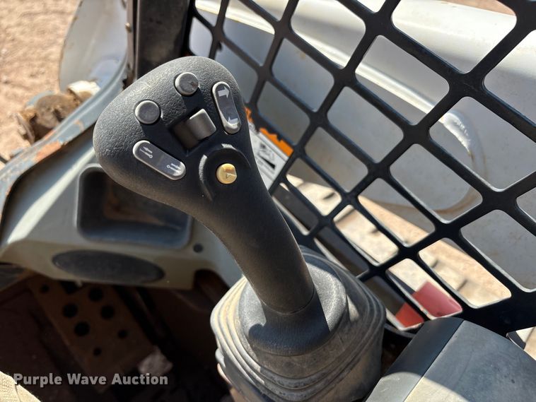 image for item EU4640 2015 Bobcat T650 tracked skid steer loader