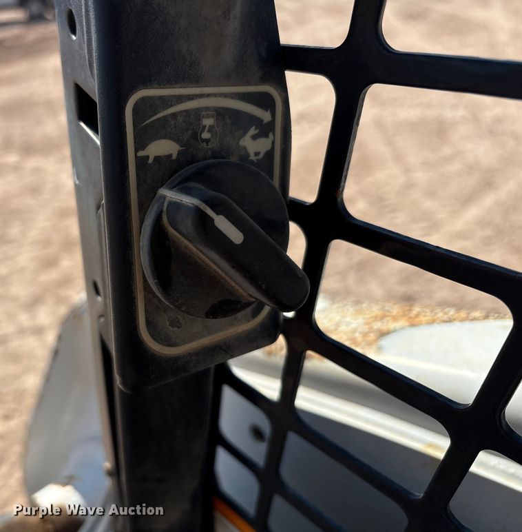 image for item EU4640 2015 Bobcat T650 tracked skid steer loader