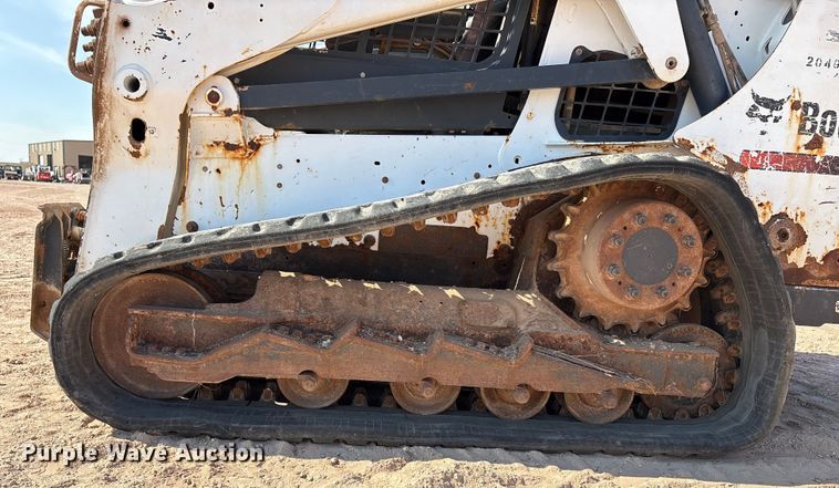 image for item EU4640 2015 Bobcat T650 tracked skid steer loader