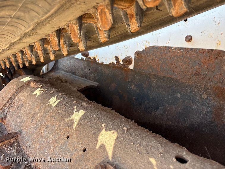 image for item EU4640 2015 Bobcat T650 tracked skid steer loader