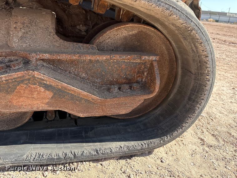 image for item EU4640 2015 Bobcat T650 tracked skid steer loader