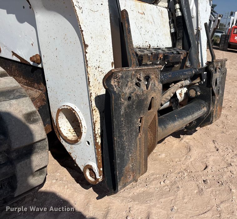 image for item EU4641 2018 Bobcat T650 tracked skid steer loader