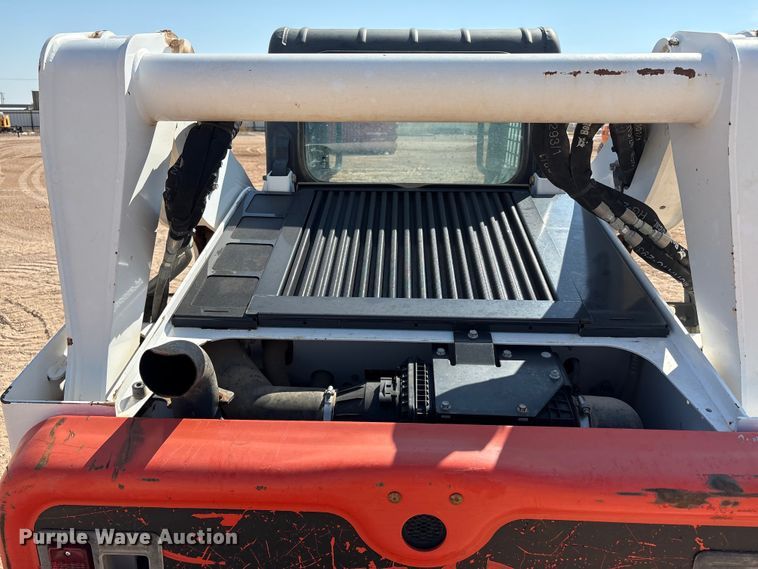 image for item EU4641 2018 Bobcat T650 tracked skid steer loader