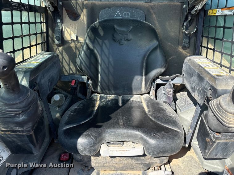 image for item EU4641 2018 Bobcat T650 tracked skid steer loader