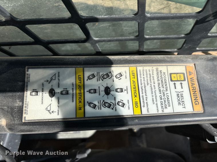 image for item EU4641 2018 Bobcat T650 tracked skid steer loader