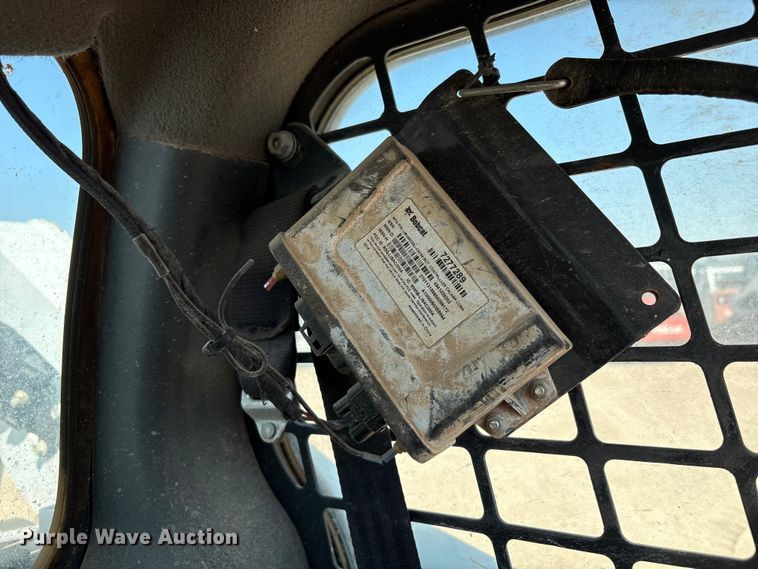 image for item EU4641 2018 Bobcat T650 tracked skid steer loader