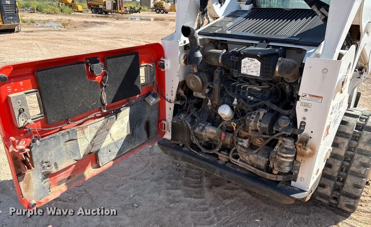 image for item EU4641 2018 Bobcat T650 tracked skid steer loader