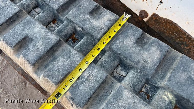 image for item EU4641 2018 Bobcat T650 tracked skid steer loader