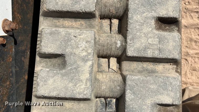 image for item EU4641 2018 Bobcat T650 tracked skid steer loader