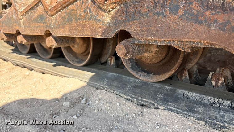 image for item EU4641 2018 Bobcat T650 tracked skid steer loader