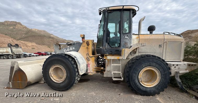 image for item EU4642 2015 John Deere 644K wheel loader