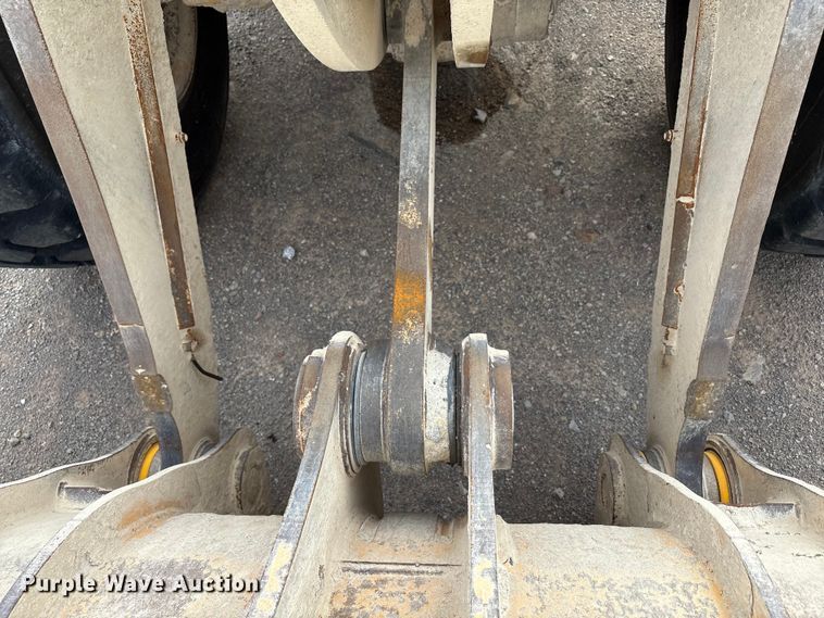 image for item EU4642 2015 John Deere 644K wheel loader