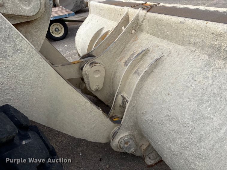 image for item EU4642 2015 John Deere 644K wheel loader