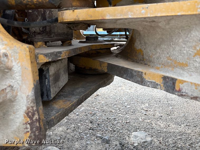 image for item EU4642 2015 John Deere 644K wheel loader