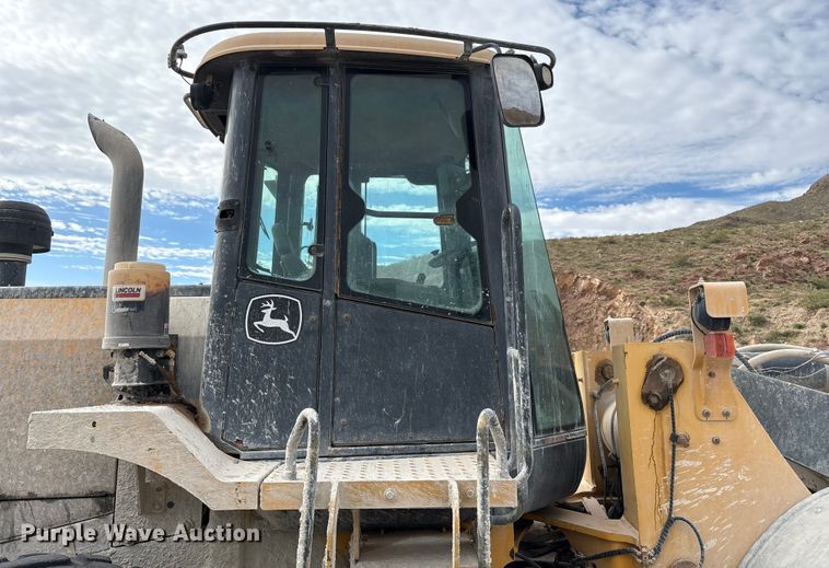 image for item EU4642 2015 John Deere 644K wheel loader