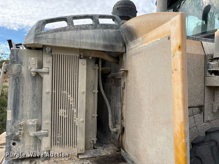 image for item EU4642 2015 John Deere 644K wheel loader