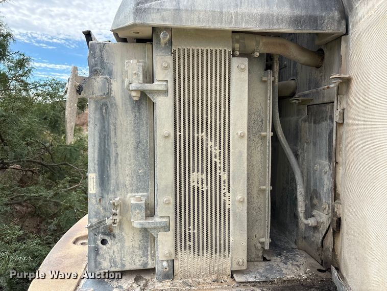 image for item EU4642 2015 John Deere 644K wheel loader