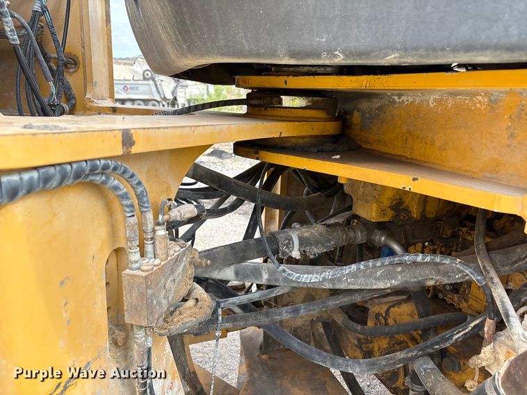 image for item EU4642 2015 John Deere 644K wheel loader