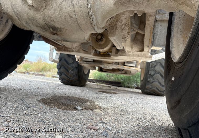 image for item EU4642 2015 John Deere 644K wheel loader