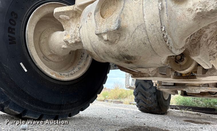 image for item EU4642 2015 John Deere 644K wheel loader