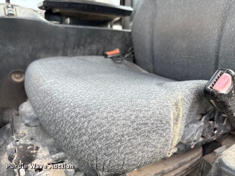 image for item EU4642 2015 John Deere 644K wheel loader