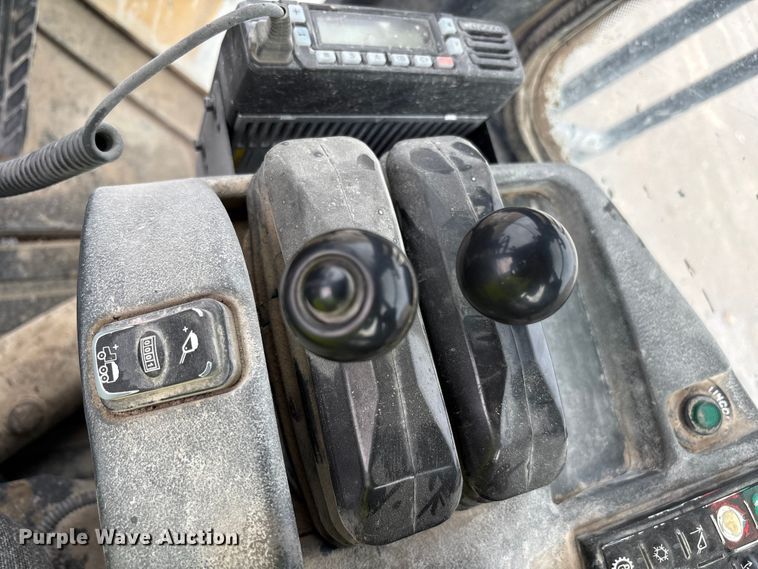 image for item EU4642 2015 John Deere 644K wheel loader