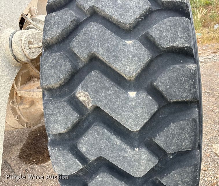 image for item EU4642 2015 John Deere 644K wheel loader